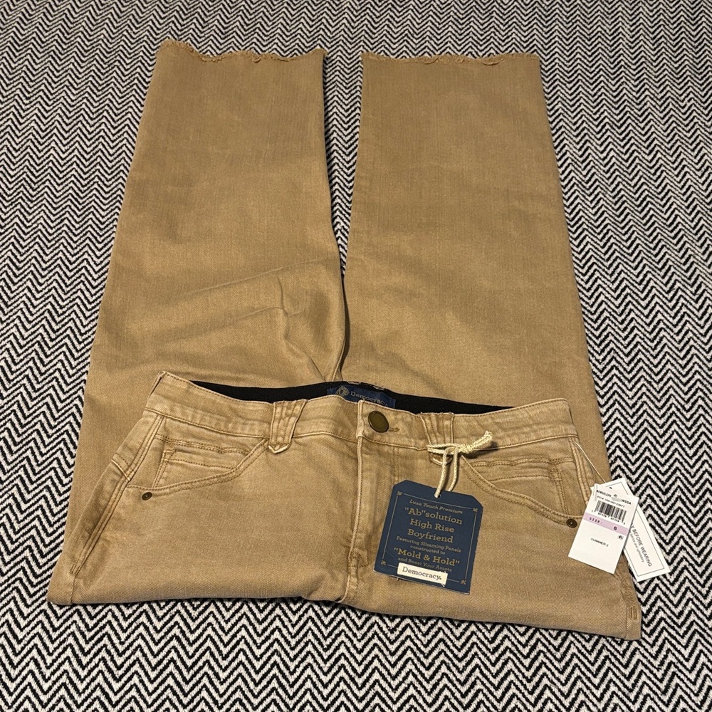 Democracy Women's High Rise Jeans in Tan
